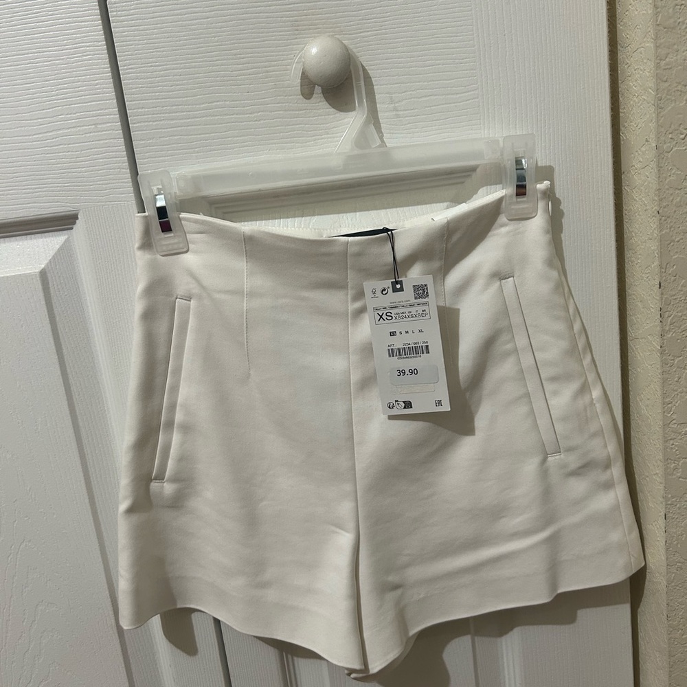 Zara short